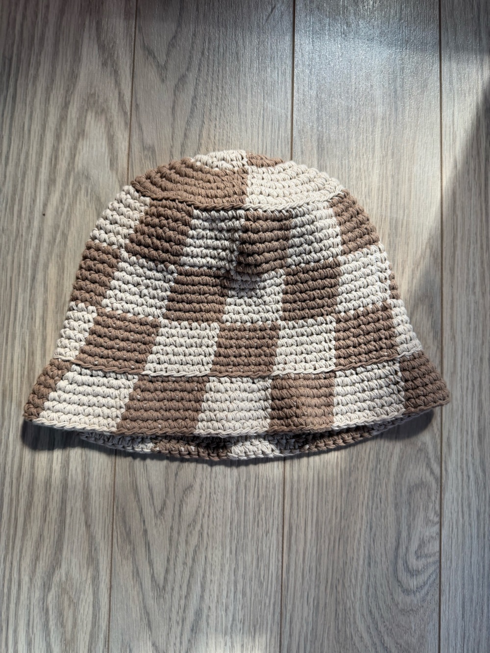 BP Checkered Bucket Hat - Beige & cream